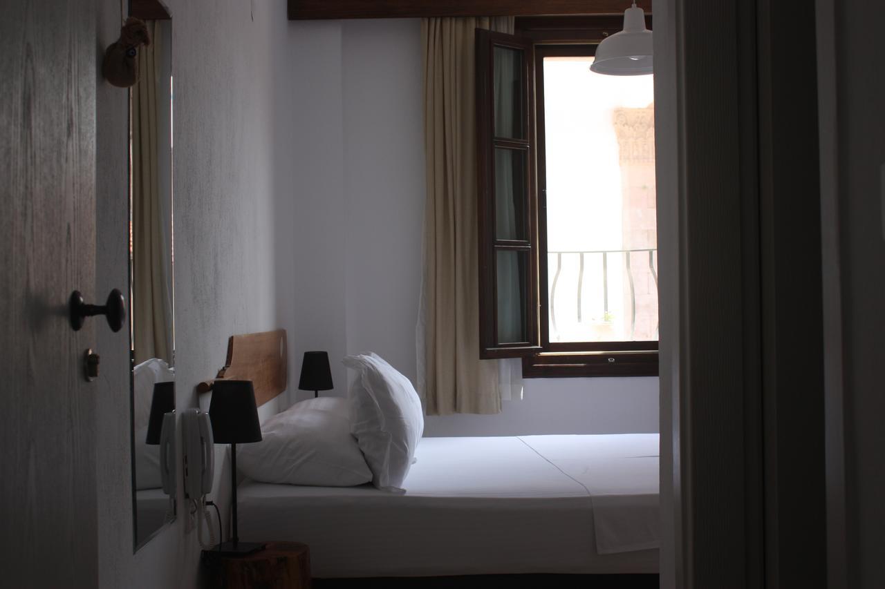 Egesade Hotel ไอวาลิค ภายนอก รูปภาพ
